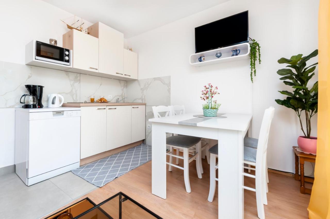 Apartment Roze Rovinj Ngoại thất bức ảnh